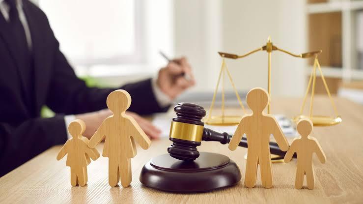 10 Questions To Ask Before Hiring a Child Custody Lawyer