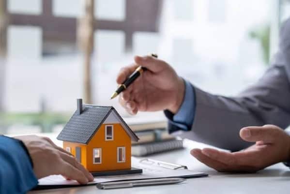10 Questions To Ask Before Hiring an Estate Planning Lawyer