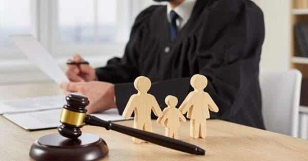 10 Questions To Ask Before Hiring a Paternity Lawyer