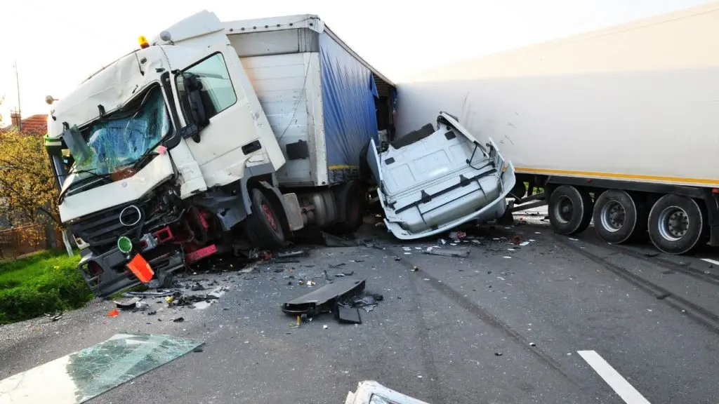 10 Questions To Ask Before Hiring a Truck Accident Lawyer